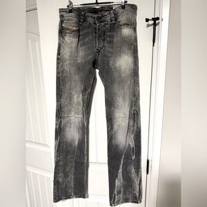 Diesel “Viker” men’s black/gray acid wash designer jeans, 31W 34L